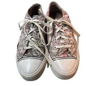 Airwalk Women's Gray Pink White Floral All Over Print Low‎ Top Sneaker Size 8.5